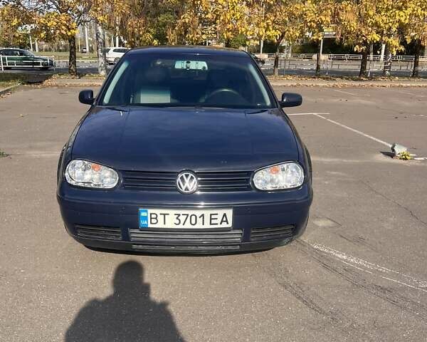 Синій Фольксваген Гольф, об'ємом двигуна 1.6 л та пробігом 257 тис. км за 4999 $, фото 3 на Automoto.ua