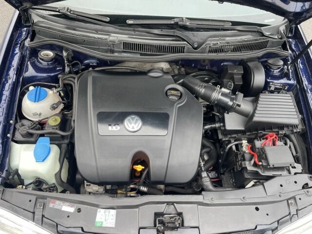 Синий Фольксваген Гольф, объемом двигателя 1.6 л и пробегом 218 тыс. км за 5100 $, фото 22 на Automoto.ua