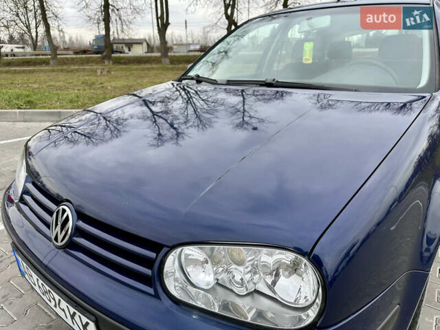 Синий Фольксваген Гольф, объемом двигателя 1.6 л и пробегом 190 тыс. км за 4300 $, фото 5 на Automoto.ua