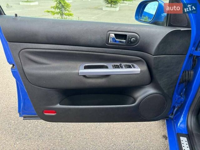 Синій Фольксваген Гольф, об'ємом двигуна 1.6 л та пробігом 256 тис. км за 3999 $, фото 13 на Automoto.ua