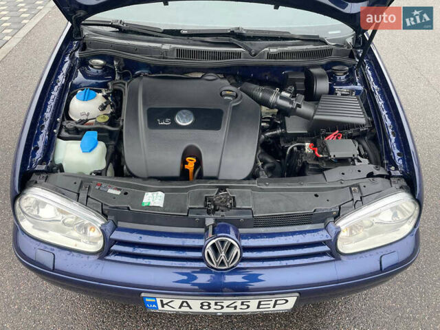 Синий Фольксваген Гольф, объемом двигателя 1.6 л и пробегом 218 тыс. км за 5100 $, фото 26 на Automoto.ua