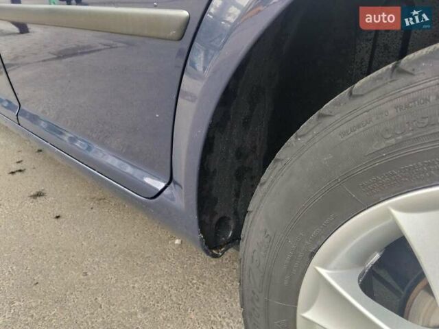 Синий Фольксваген Гольф, объемом двигателя 1.39 л и пробегом 254 тыс. км за 4250 $, фото 28 на Automoto.ua