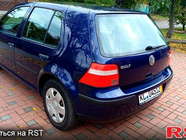 Синий Фольксваген Гольф, объемом двигателя 1.6 л и пробегом 216 тыс. км за 4850 $, фото 4 на Automoto.ua
