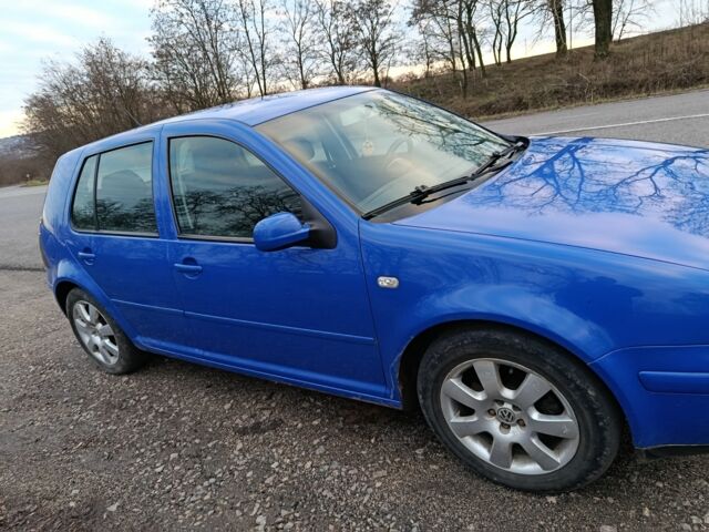 Синій Фольксваген Гольф, об'ємом двигуна 1.6 л та пробігом 266 тис. км за 3200 $, фото 2 на Automoto.ua