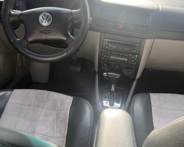 Синій Фольксваген Гольф, об'ємом двигуна 1.6 л та пробігом 257 тис. км за 4999 $, фото 24 на Automoto.ua