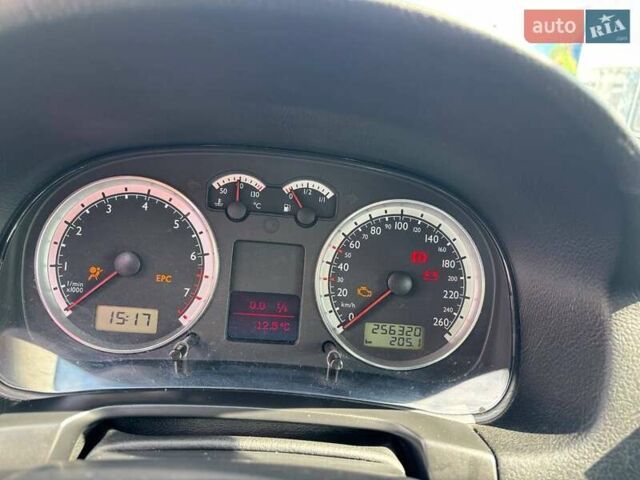 Синій Фольксваген Гольф, об'ємом двигуна 1.6 л та пробігом 256 тис. км за 3999 $, фото 18 на Automoto.ua