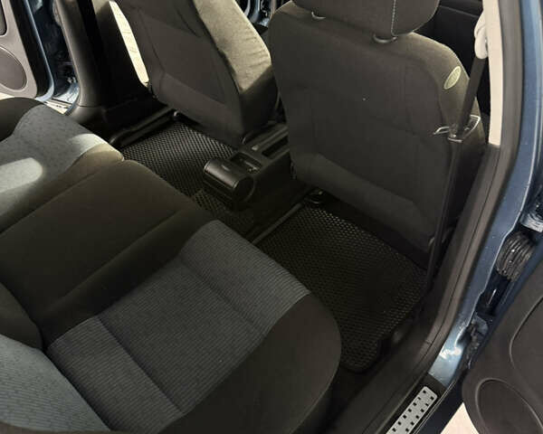 Синий Фольксваген Гольф, объемом двигателя 1.39 л и пробегом 183 тыс. км за 5150 $, фото 39 на Automoto.ua