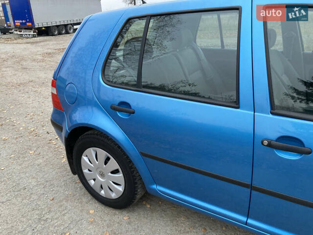 Синій Фольксваген Гольф, об'ємом двигуна 1.39 л та пробігом 204 тис. км за 4399 $, фото 8 на Automoto.ua