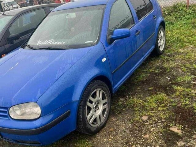 Синий Фольксваген Гольф, объемом двигателя 1.9 л и пробегом 220 тыс. км за 2700 $, фото 1 на Automoto.ua