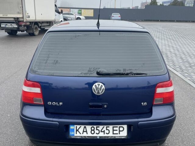 Синий Фольксваген Гольф, объемом двигателя 1.6 л и пробегом 218 тыс. км за 5100 $, фото 4 на Automoto.ua