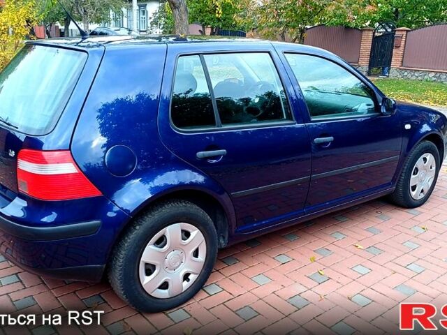 Синий Фольксваген Гольф, объемом двигателя 1.6 л и пробегом 216 тыс. км за 4850 $, фото 2 на Automoto.ua