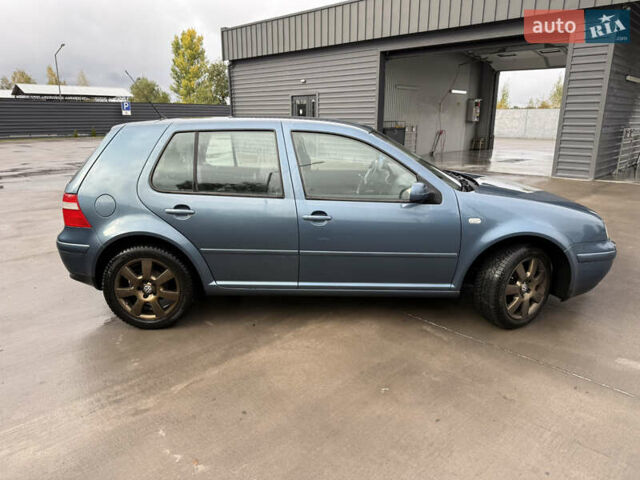 Синий Фольксваген Гольф, объемом двигателя 1.39 л и пробегом 183 тыс. км за 5150 $, фото 12 на Automoto.ua