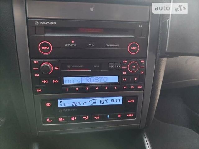 Синий Фольксваген Гольф, объемом двигателя 1.6 л и пробегом 167 тыс. км за 5777 $, фото 55 на Automoto.ua