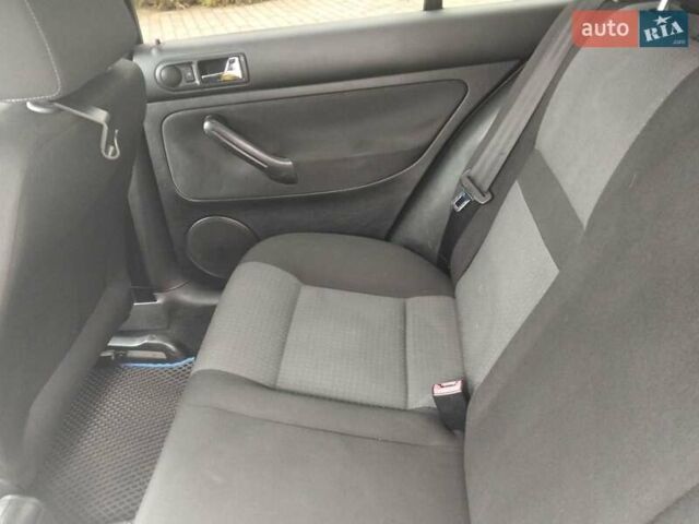 Синий Фольксваген Гольф, объемом двигателя 1.39 л и пробегом 254 тыс. км за 4250 $, фото 46 на Automoto.ua