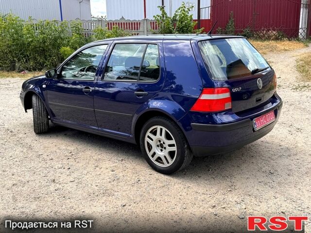 Синий Фольксваген Гольф, объемом двигателя 1.4 л и пробегом 267 тыс. км за 4599 $, фото 2 на Automoto.ua