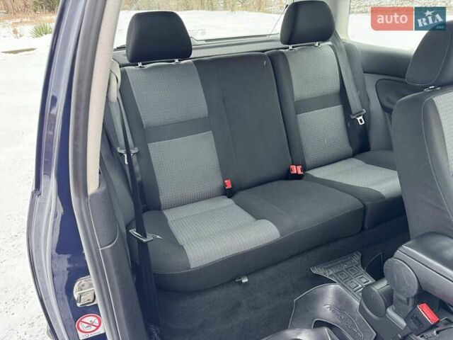 Синий Фольксваген Гольф, объемом двигателя 1.6 л и пробегом 182 тыс. км за 4999 $, фото 22 на Automoto.ua