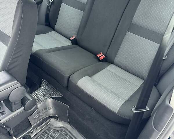 Синий Фольксваген Гольф, объемом двигателя 1.6 л и пробегом 182 тыс. км за 4999 $, фото 21 на Automoto.ua