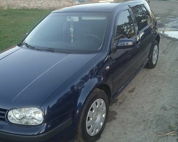 Синій Фольксваген Гольф, об'ємом двигуна 1.4 л та пробігом 229 тис. км за 4600 $, фото 2 на Automoto.ua