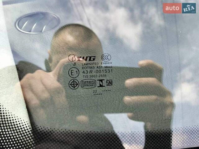 Синий Фольксваген Гольф, объемом двигателя 1.39 л и пробегом 254 тыс. км за 4250 $, фото 3 на Automoto.ua