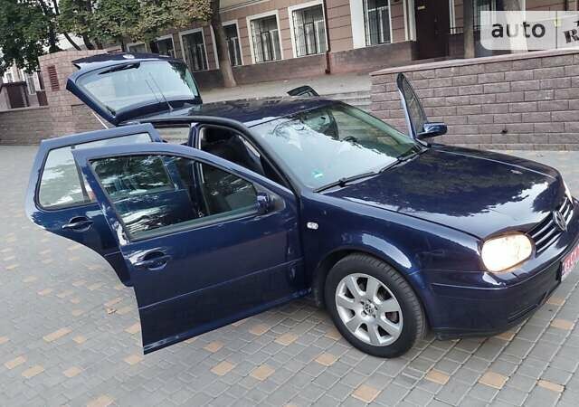 Синий Фольксваген Гольф, объемом двигателя 1.6 л и пробегом 167 тыс. км за 5777 $, фото 78 на Automoto.ua