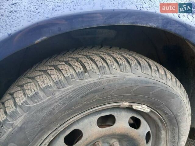 Синий Фольксваген Гольф, объемом двигателя 1.9 л и пробегом 265 тыс. км за 3300 $, фото 8 на Automoto.ua