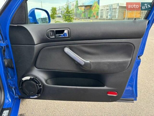 Синій Фольксваген Гольф, об'ємом двигуна 1.6 л та пробігом 256 тис. км за 3999 $, фото 15 на Automoto.ua