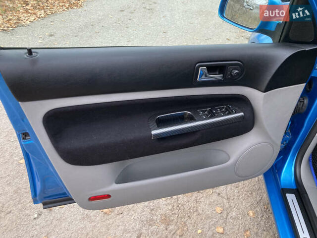 Синій Фольксваген Гольф, об'ємом двигуна 1.39 л та пробігом 204 тис. км за 4399 $, фото 32 на Automoto.ua