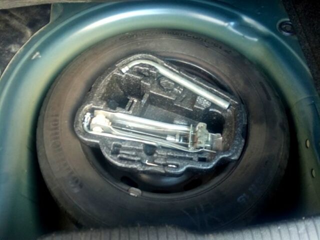 Синий Фольксваген Гольф, объемом двигателя 1.4 л и пробегом 195 тыс. км за 4500 $, фото 7 на Automoto.ua