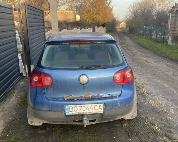 Синий Фольксваген Гольф, объемом двигателя 1.6 л и пробегом 340 тыс. км за 3500 $, фото 3 на Automoto.ua