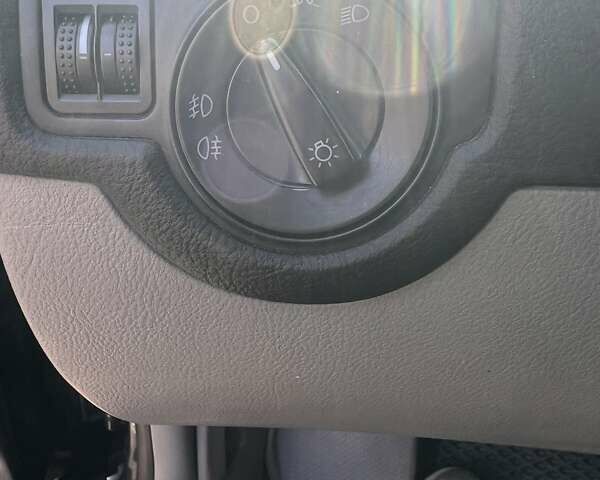 Синій Фольксваген Гольф, об'ємом двигуна 1.6 л та пробігом 257 тис. км за 4999 $, фото 18 на Automoto.ua