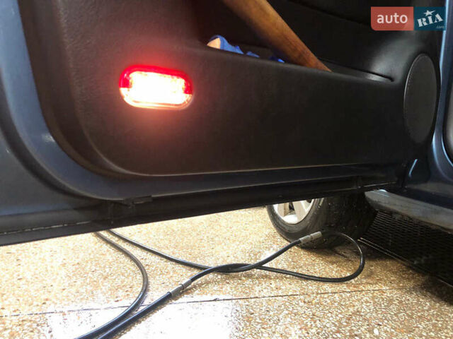 Синий Фольксваген Гольф, объемом двигателя 1.6 л и пробегом 230 тыс. км за 5000 $, фото 28 на Automoto.ua
