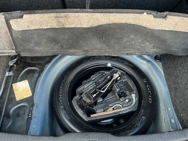 Синий Фольксваген Гольф, объемом двигателя 1.4 л и пробегом 274 тыс. км за 4900 $, фото 6 на Automoto.ua