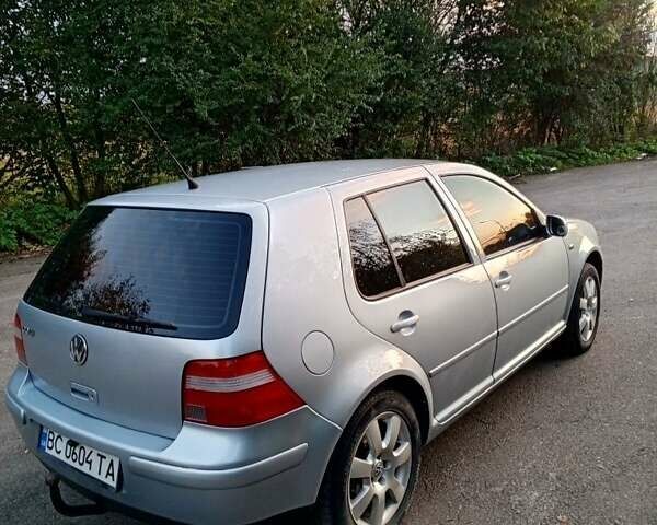 Фольксваген Гольф 2003 у Львові на Automoto.ua Синій Фольксваген Гольф, об'ємом двигуна 1.4 л та пробігом 200 тис. км за 4200 $, фото 6 на Automoto.ua
