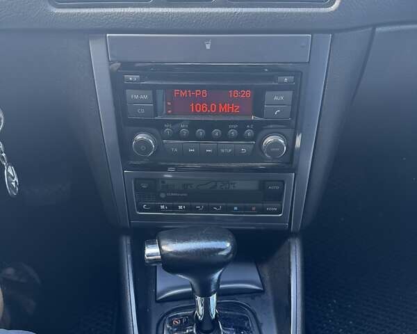 Синий Фольксваген Гольф, объемом двигателя 1.6 л и пробегом 280 тыс. км за 5300 $, фото 8 на Automoto.ua