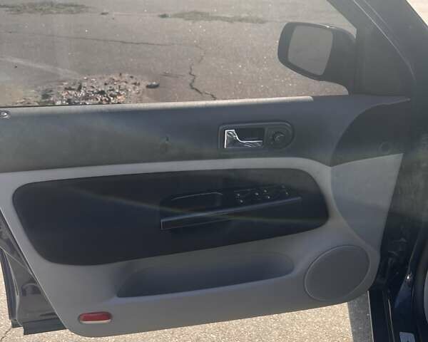 Синій Фольксваген Гольф, об'ємом двигуна 1.6 л та пробігом 257 тис. км за 4999 $, фото 19 на Automoto.ua