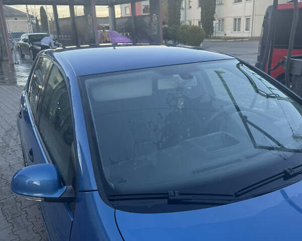 Синий Фольксваген Гольф, объемом двигателя 1.6 л и пробегом 210 тыс. км за 5099 $, фото 7 на Automoto.ua