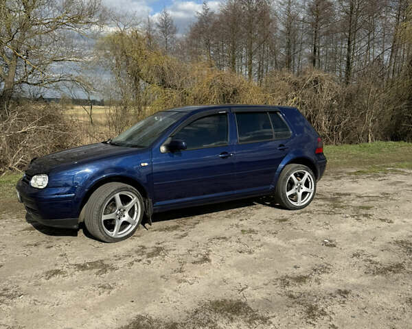 Синий Фольксваген Гольф, объемом двигателя 1.6 л и пробегом 251 тыс. км за 5200 $, фото 2 на Automoto.ua