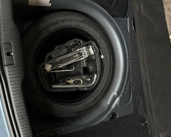 Синий Фольксваген Гольф, объемом двигателя 1.39 л и пробегом 183 тыс. км за 5150 $, фото 49 на Automoto.ua