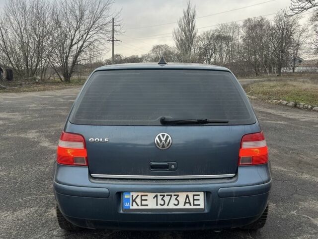 Синий Фольксваген Гольф, объемом двигателя 1.4 л и пробегом 274 тыс. км за 4900 $, фото 2 на Automoto.ua