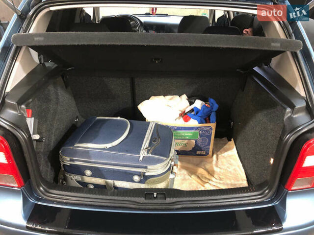 Синий Фольксваген Гольф, объемом двигателя 1.6 л и пробегом 230 тыс. км за 5000 $, фото 12 на Automoto.ua