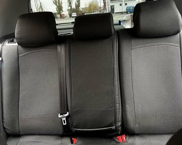 Синій Фольксваген Гольф, об'ємом двигуна 1.6 л та пробігом 260 тис. км за 5000 $, фото 2 на Automoto.ua