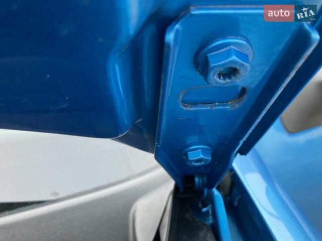 Синій Фольксваген Гольф, об'ємом двигуна 1.39 л та пробігом 204 тис. км за 4399 $, фото 24 на Automoto.ua