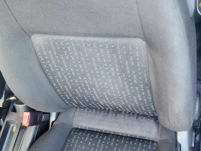 Синий Фольксваген Гольф, объемом двигателя 1.4 л и пробегом 230 тыс. км за 3500 $, фото 20 на Automoto.ua