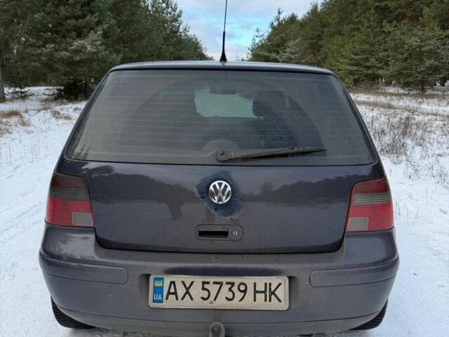 Синий Фольксваген Гольф, объемом двигателя 1.9 л и пробегом 220 тыс. км за 3950 $, фото 6 на Automoto.ua