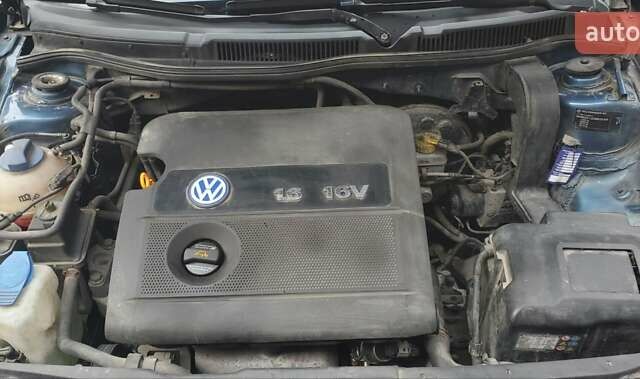 Синий Фольксваген Гольф, объемом двигателя 1.6 л и пробегом 278 тыс. км за 4500 $, фото 8 на Automoto.ua
