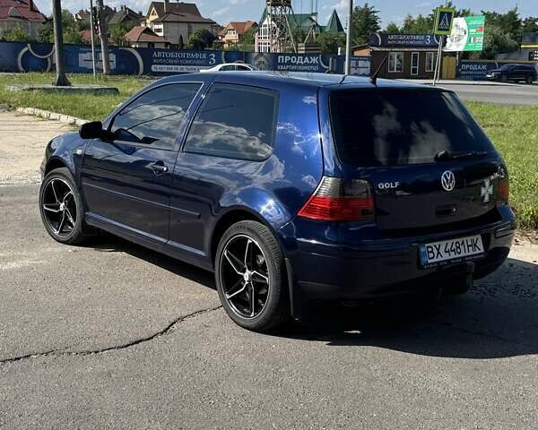 Синий Фольксваген Гольф, объемом двигателя 1.6 л и пробегом 280 тыс. км за 5300 $, фото 4 на Automoto.ua