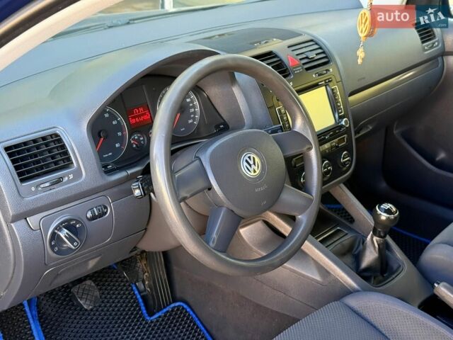 Синій Фольксваген Гольф, об'ємом двигуна 1.6 л та пробігом 238 тис. км за 4500 $, фото 29 на Automoto.ua