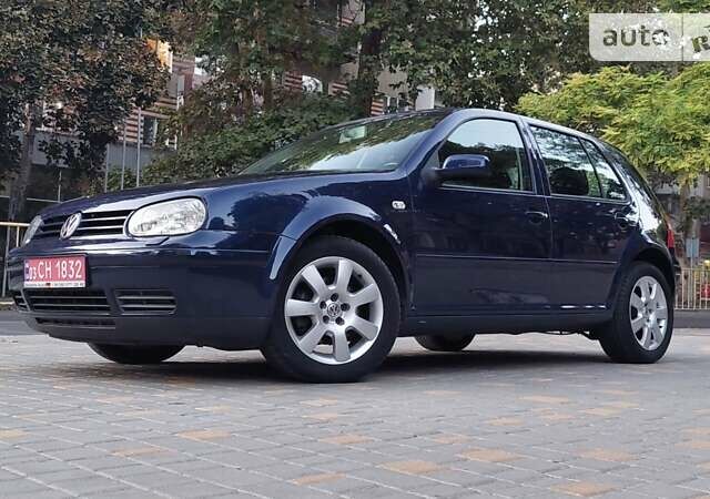 Синий Фольксваген Гольф, объемом двигателя 1.6 л и пробегом 167 тыс. км за 5777 $, фото 4 на Automoto.ua