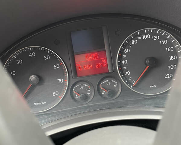 Синій Фольксваген Гольф, об'ємом двигуна 1.4 л та пробігом 161 тис. км за 3500 $, фото 49 на Automoto.ua