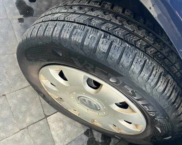 Синий Фольксваген Гольф, объемом двигателя 1.4 л и пробегом 256 тыс. км за 5350 $, фото 43 на Automoto.ua